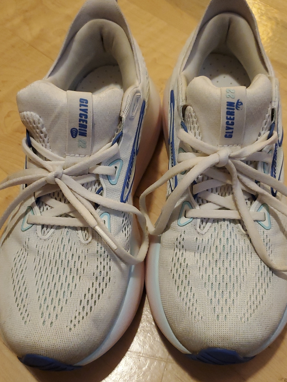 BROOKS Glycerin 22 Womens Running Shoe Size 8.5